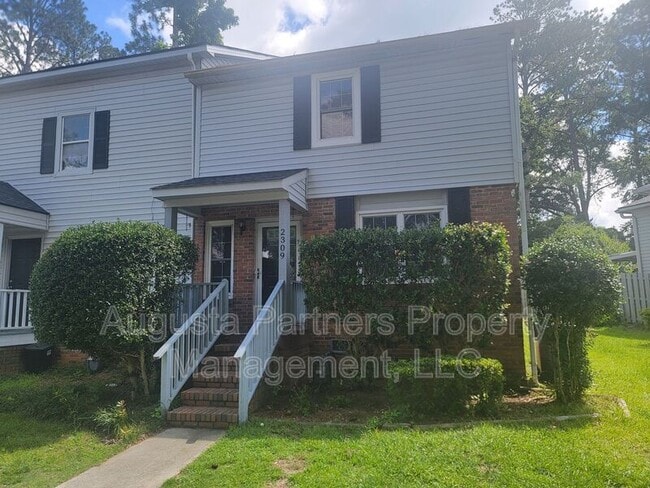 property at 2309 Creekview Dr