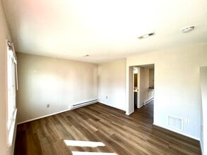 167 Stonegate Dr in Frederick, MD - Foto de edificio - Building Photo