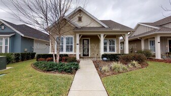 203 Southern Oak Dr in Nocatee, FL - Building Photo