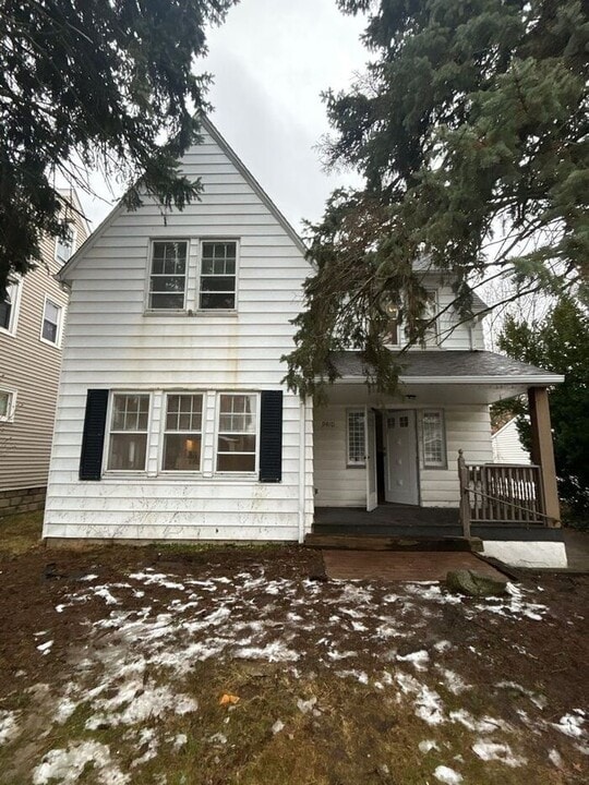 9410 Birchwood Rd in Garfield Heights, OH - Building Photo