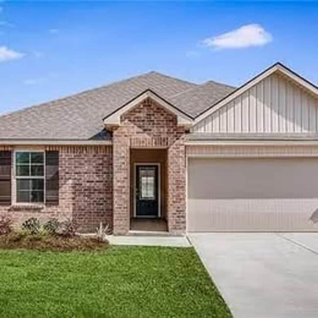 2246 S Savannah Lks