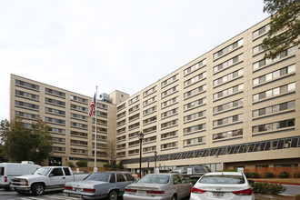 Marian Road Highrise in Atlanta, GA - Building Photo - Building Photo