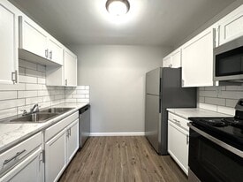 1 Twenty Two at 63rd