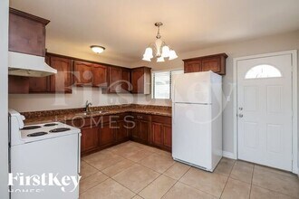 4359 E Lynne Ln in Phoenix, AZ - Foto de edificio - Building Photo