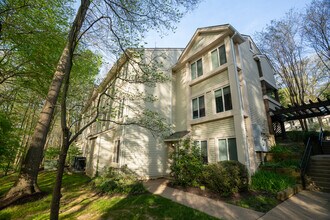 Burke Centre Station Commons in Burke, VA - Building Photo - Building Photo