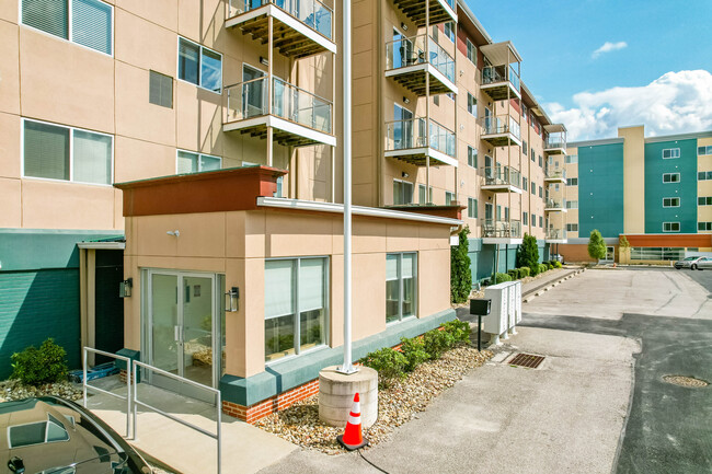 Pleasantview Place in Pittsburgh, PA - Foto de edificio - Building Photo