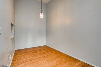 23 Taylor Dr in Franklin Park, NJ - Building Photo - Building Photo