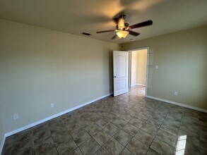 3301 Pecan Dr in Chalmette, LA - Building Photo - Building Photo