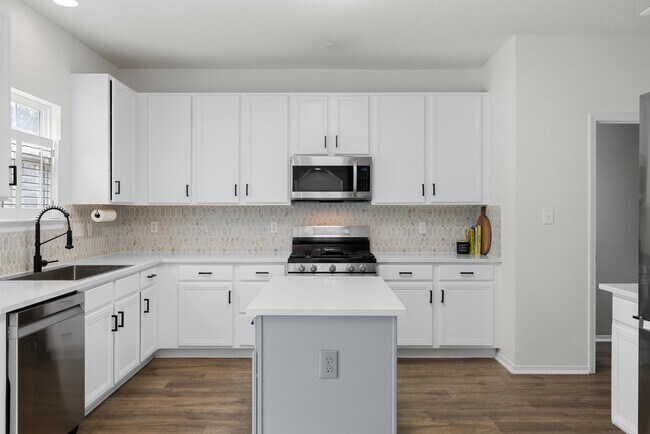 5332 Seaspray Ln in Raleigh, NC - Building Photo - Building Photo