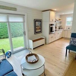 157 Tuckerman Ave in Middletown, RI - Building Photo - Building Photo