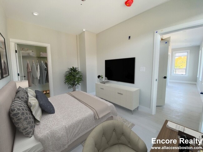 property at 172 Green St