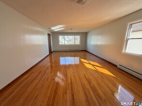 63-65 Newbury St in Hartford, CT - Building Photo - Building Photo