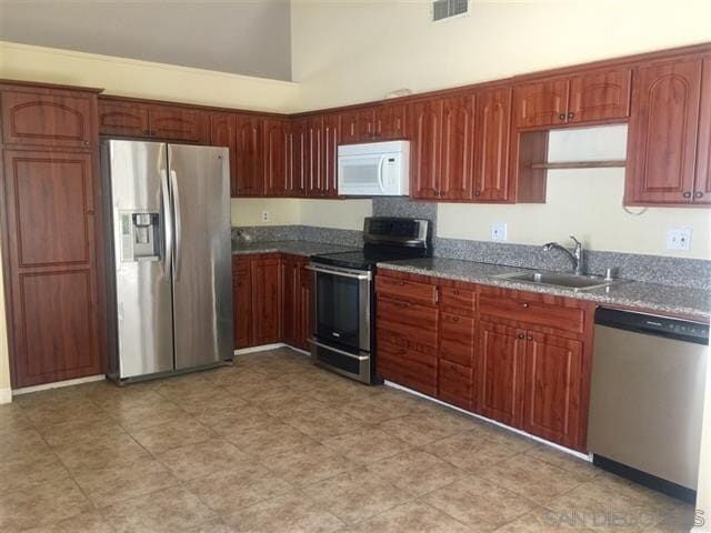 17908 Valladares Dr in San Diego, CA - Building Photo - Building Photo