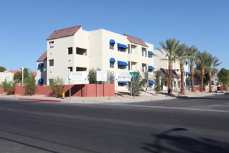 Bob Hogan Apartments in Las Vegas, NV - Building Photo - Building Photo