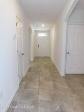 739 Forest Trace Cir in Titusville, FL - Foto de edificio - Building Photo