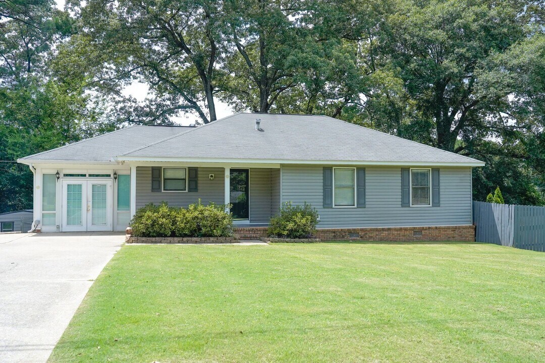 1510 E 27th Ave in Tuscaloosa, AL - Building Photo