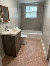567 Northside Dr, Unit 567-B Northside in Gainesville, GA - Building Photo - Building Photo