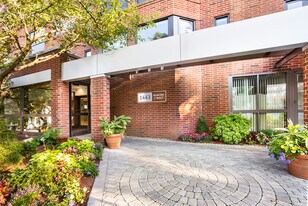 1441 Beacon St, Unit 601 in Brookline, MA - Building Photo
