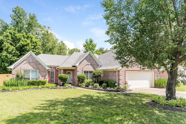 property at 8642 Tropicana Dr N