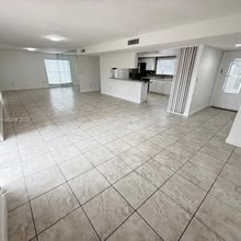 11570 SW 83rd Ter in Miami, FL - Building Photo - Building Photo