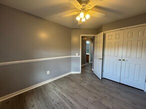 14938 Cummings Ct in Woodbridge, VA - Foto de edificio - Building Photo