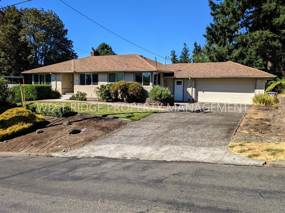 4625 SW Pendleton St in Portland, OR - Building Photo