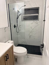 1225 NW 2nd St, Unit #3 in Fort Lauderdale, FL - Foto de edificio - Building Photo