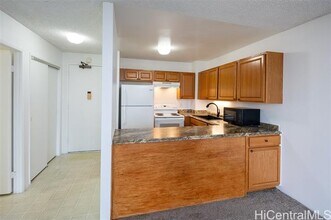 1255 Nuuanu Ave in Honolulu, HI - Building Photo - Building Photo