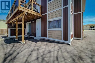 218 Mt Albion Rd in Hamilton, ON - Building Photo - Building Photo
