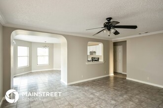 3183 Beacon Field Dr in San Antonio, TX - Building Photo - Building Photo