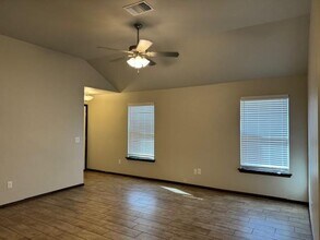 605 Marlin Ct in Chickasha, OK - Building Photo - Building Photo