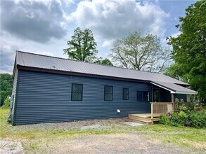 3373 County Rte 57 in Oswego, NY - Building Photo - Building Photo