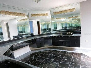 17 Casarena Ct in Winter Haven, FL - Building Photo - Building Photo