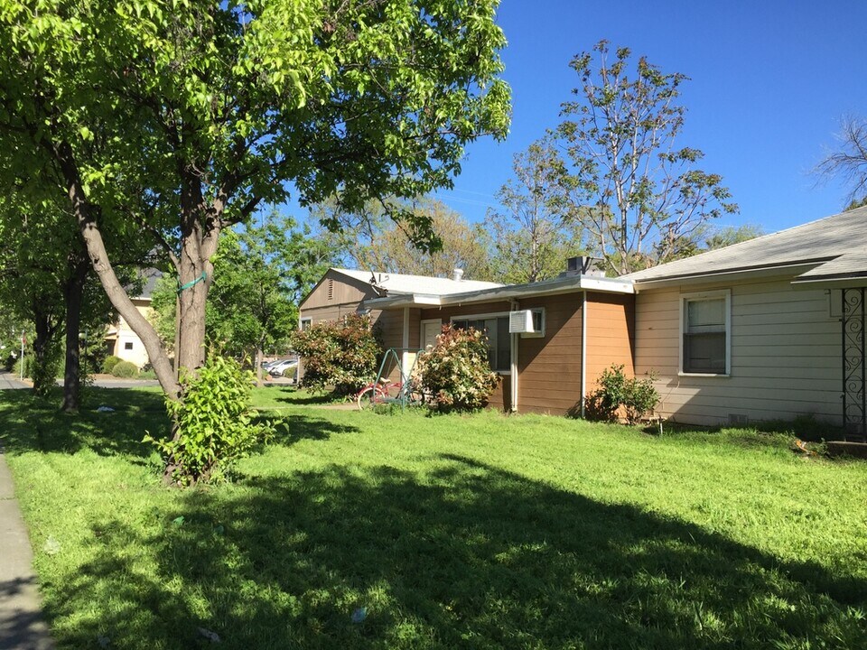 1219 W 3rd St-Unit -1219 W. 3rd St. in Chico, CA - Building Photo