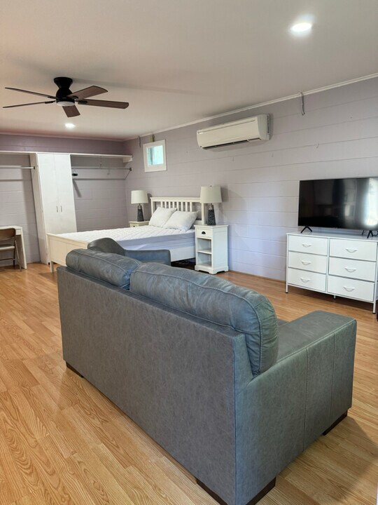 1305 Green Cove Rd in Winter Park, FL - Building Photo