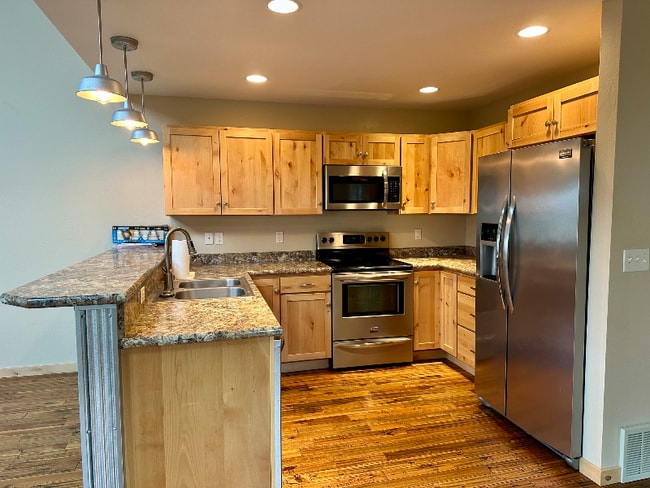 1719 Euclid Ave in Helena, MT - Foto de edificio - Building Photo