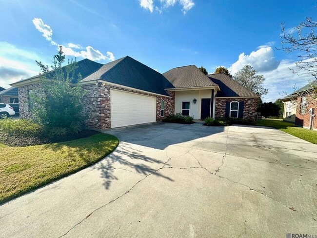 property at 10723 Hillbrook Ave