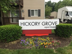 Hickory Grove Apartamentos