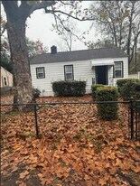 5744 Hoover Ave in Hanahan, SC - Building Photo