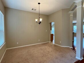 13509 Shawna Dnay Dr in Austin, TX - Building Photo - Building Photo