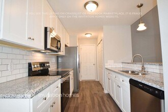 1008 Bren Village Ct in Fuquay Varina, NC - Building Photo - Building Photo