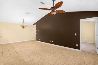 1114 S College St in Auburn, AL - Building Photo - Building Photo