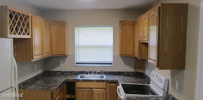 2508 Johnson St in Hollywood, FL - Building Photo - Building Photo