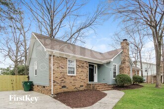 11106 5 Cedars Rd in Charlotte, NC - Building Photo - Building Photo