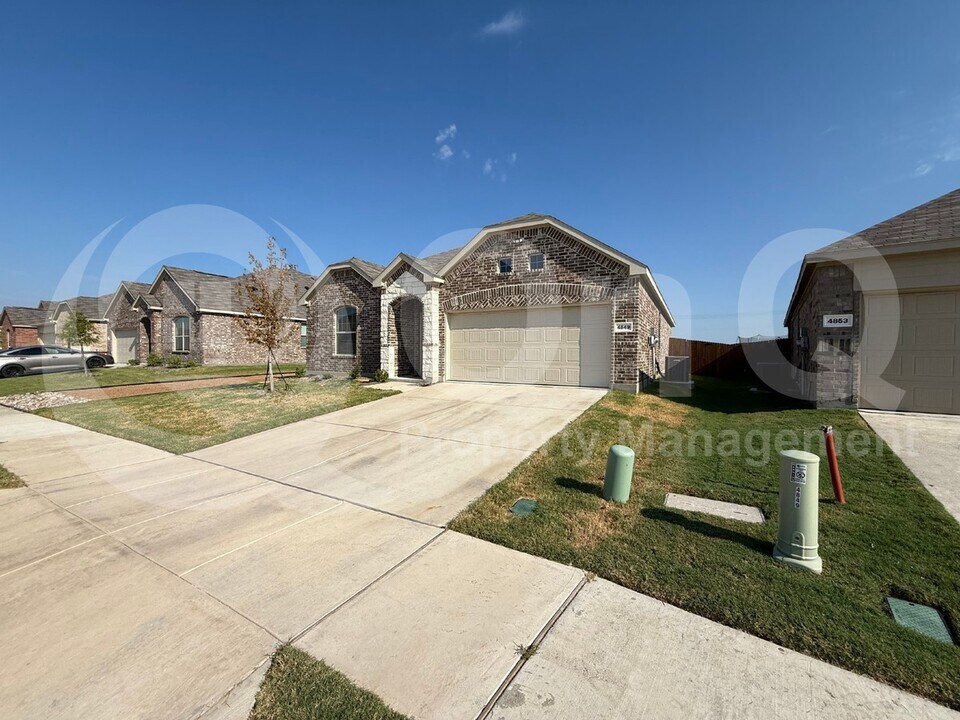 4849 Sagerun Dr in Princeton, TX - Building Photo