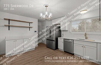 775 Sherwood Dr in Florissant, MO - Building Photo - Building Photo