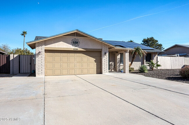 13209 N 30th St in Phoenix, AZ - Building Photo - Building Photo