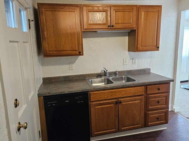 244 S 4th St in Whitewater, WI - Building Photo - Building Photo