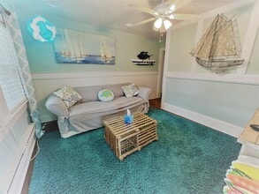 615 15th St, Unit 1 in Virginia Beach, VA - Building Photo - Building Photo