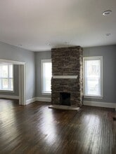 221 N 8th St in Petersburg, IL - Building Photo - Building Photo